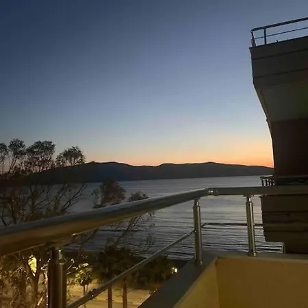 شقة Amazing Modern 180 ° Sea -mountain View فلورا